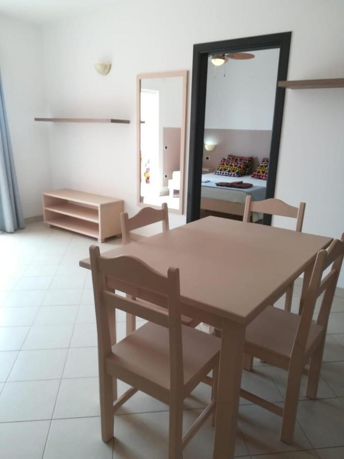 Apartment Por Do Sol, Cabral, Boa Vista, Cape Verde, Free Wi-fi Sal Rei